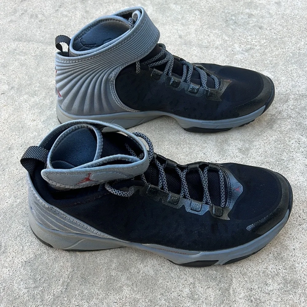 Nike Air Jordan Men's Dominate Pro 2 Sport Black Grey Sneakers Size 10